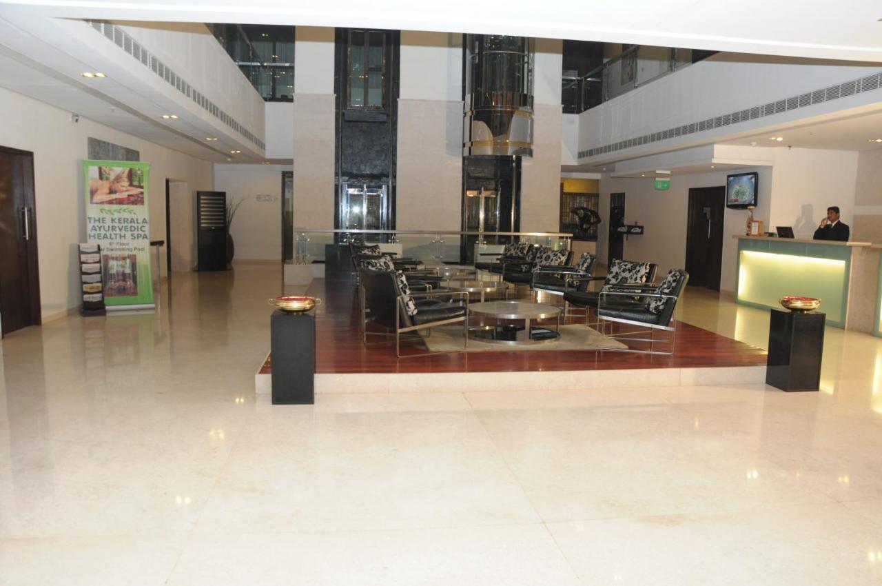 Royal Park Kakinada Hotel Kültér fotó